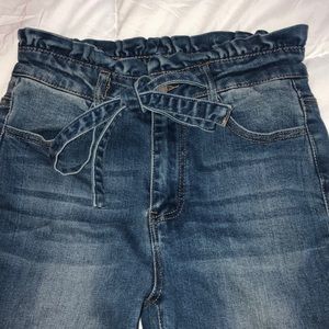 High waisted skinny jeans with tie